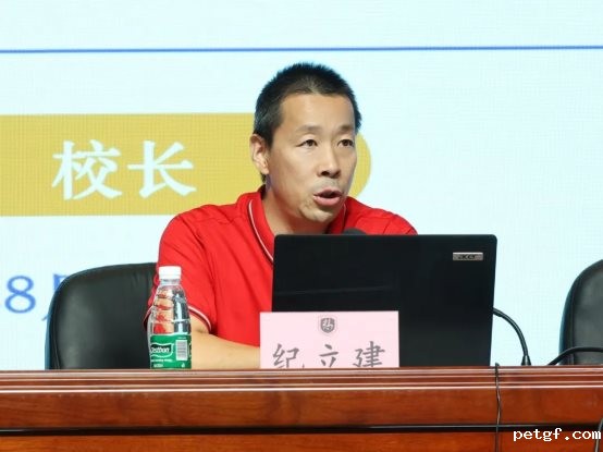 e5be7eaaf04eb548e2c7c576c73f7597